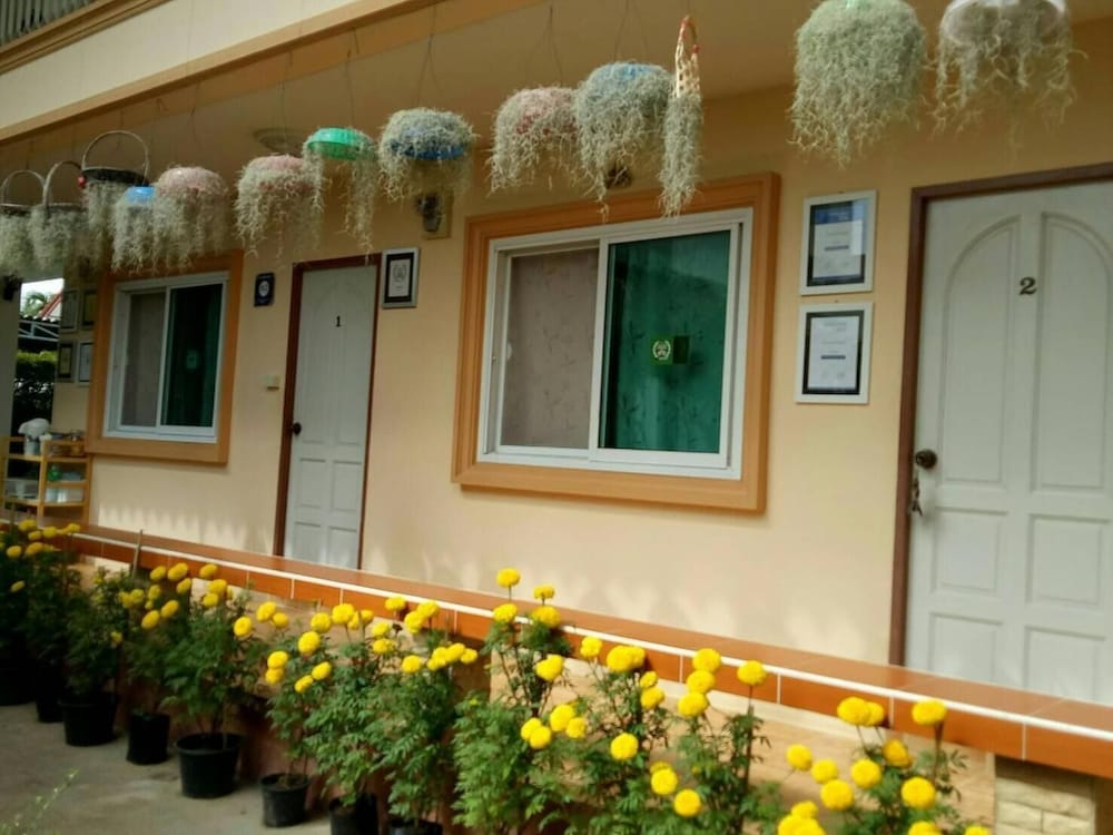 2N Guesthouse 6/42