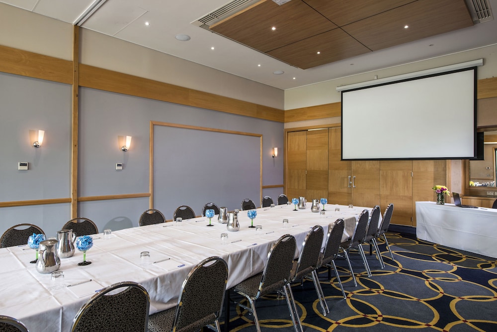 Avani Cypress Lakes Resort 39/50