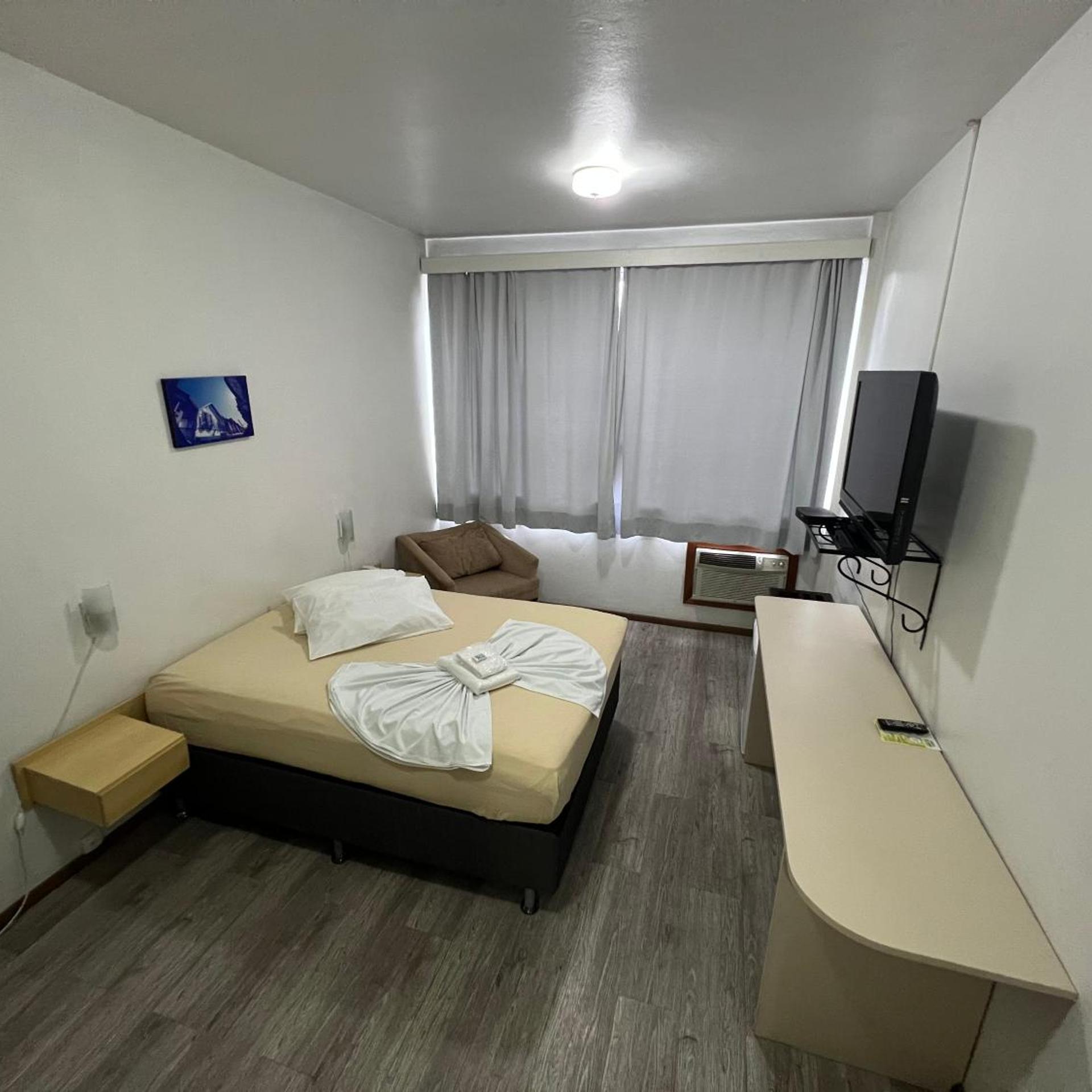 Hotel St. John 6/49