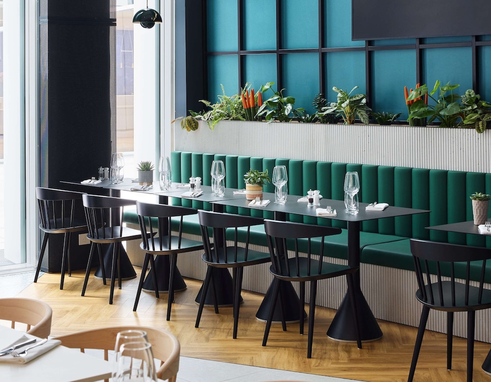 H4 Wyndham Paris Pleyel 73/87