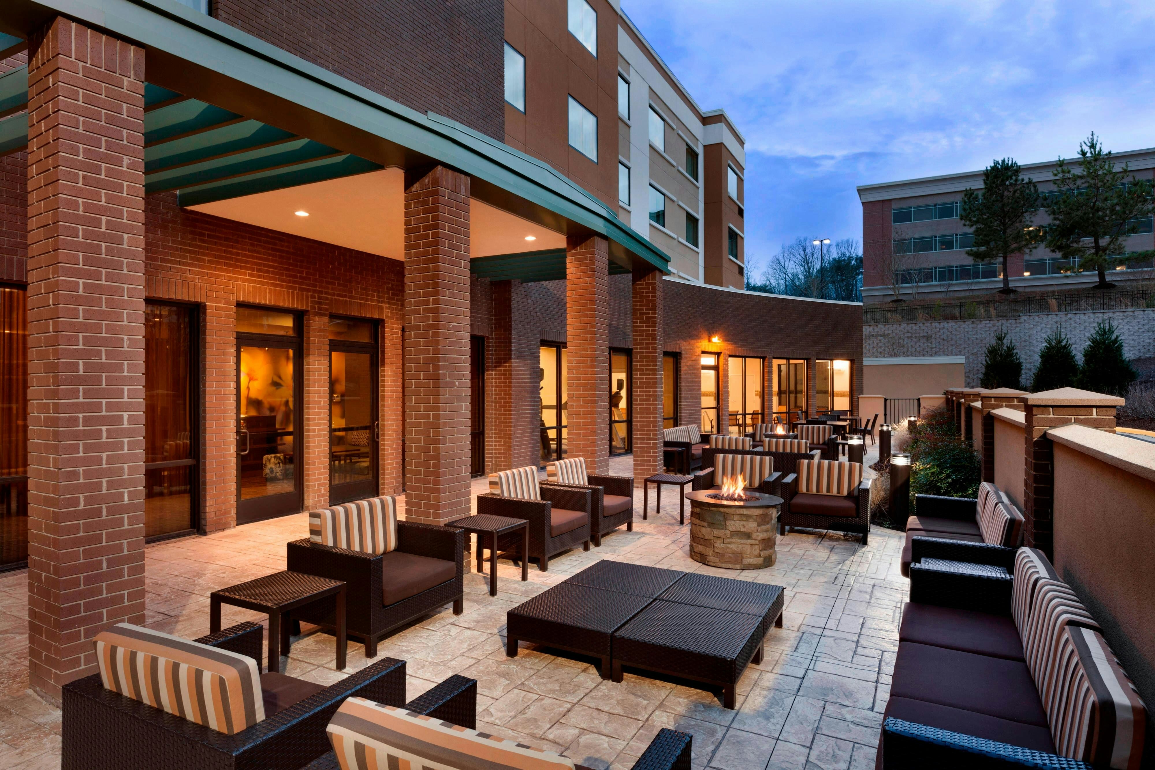 Courtyard Stafford Quantico 4/10
