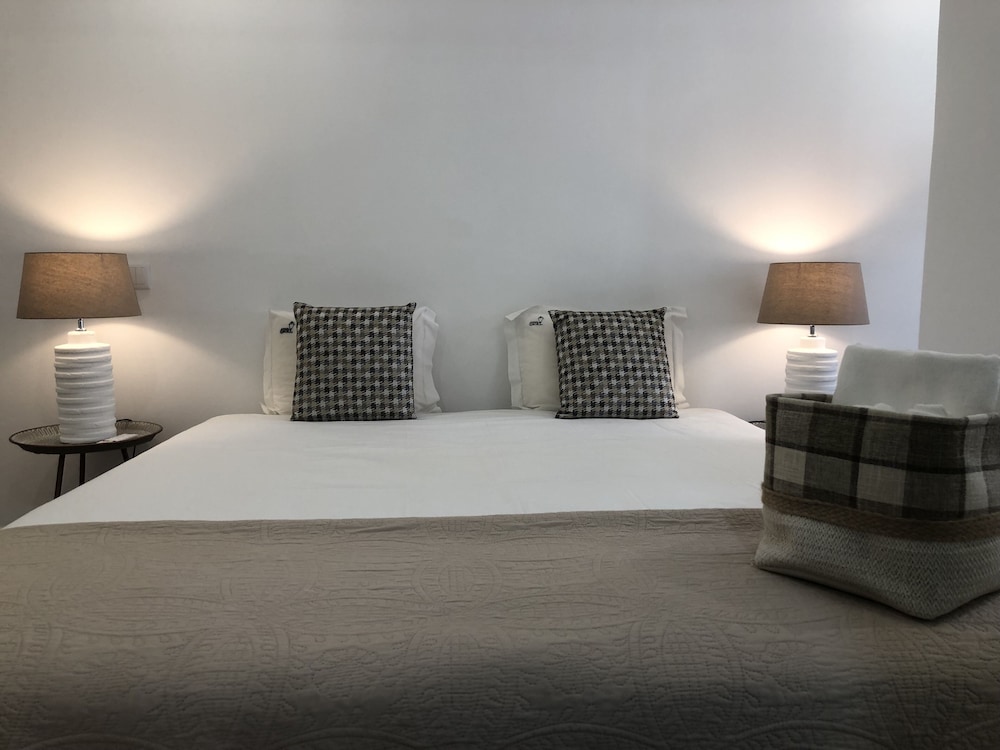 Inn Bairro Alto Bed & Breakfast 17/75