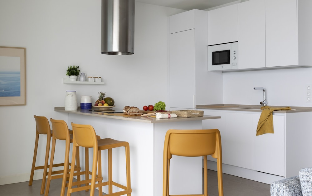 Nivaria Beach Apartments and Villas 50/66