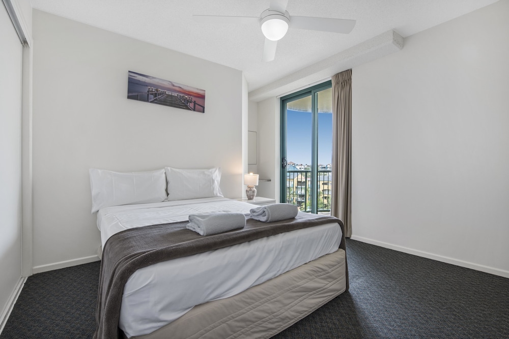 KEY LARGO MAROOCHYDORE 12/72