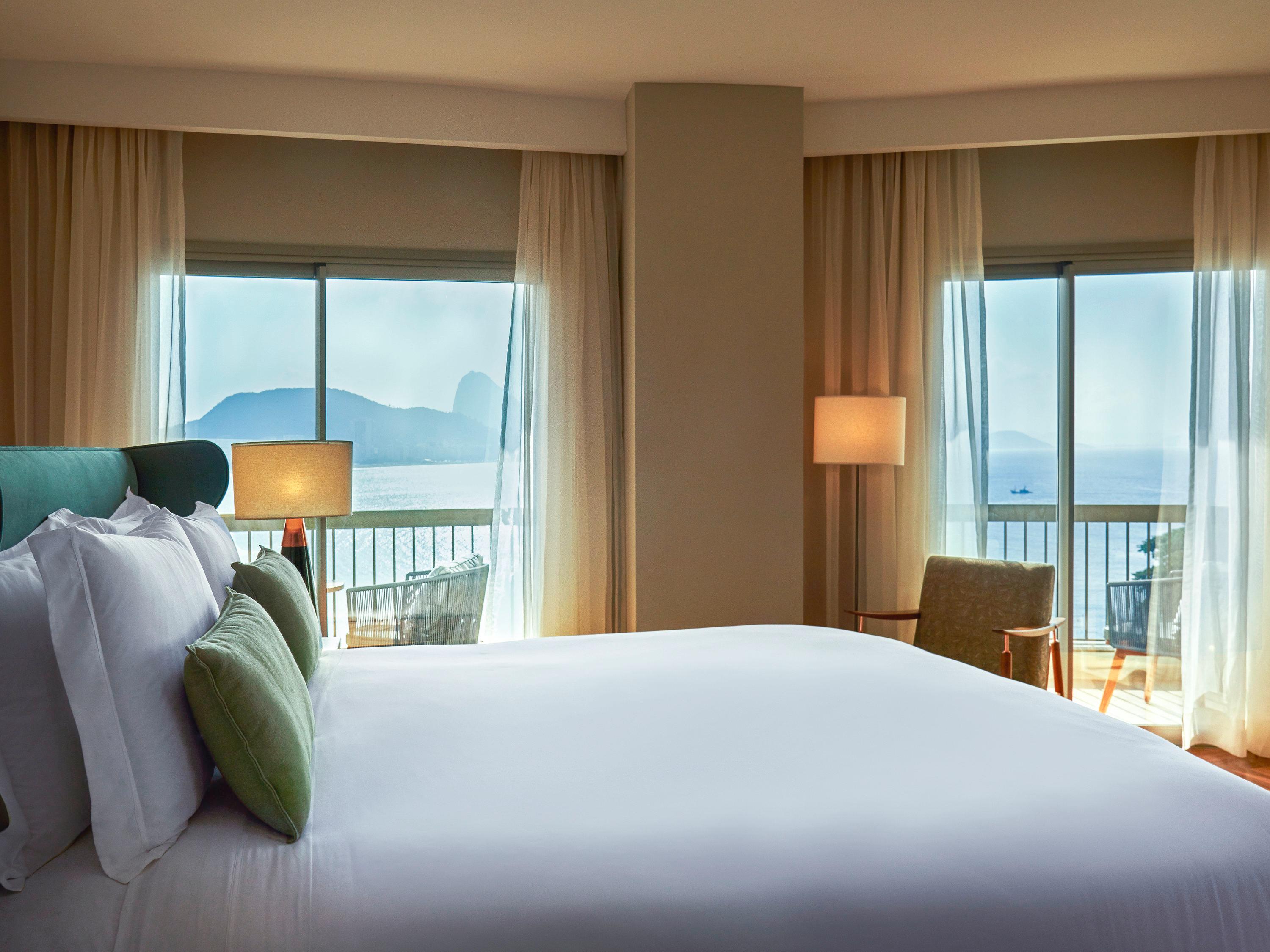 Deluxe, Double Bed, City View