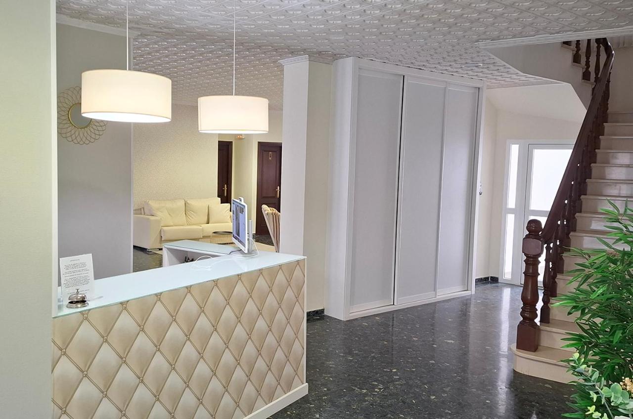 Hotel Cervantes 2/24