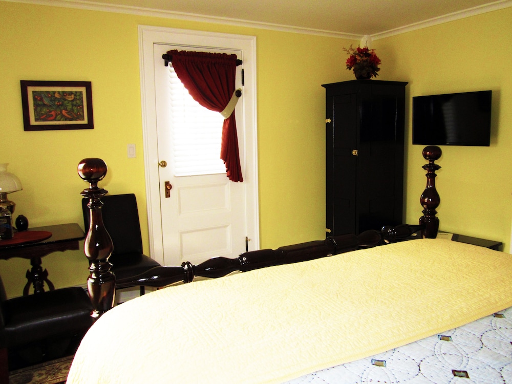Baldwinsville Bed and Breakfast 13/62