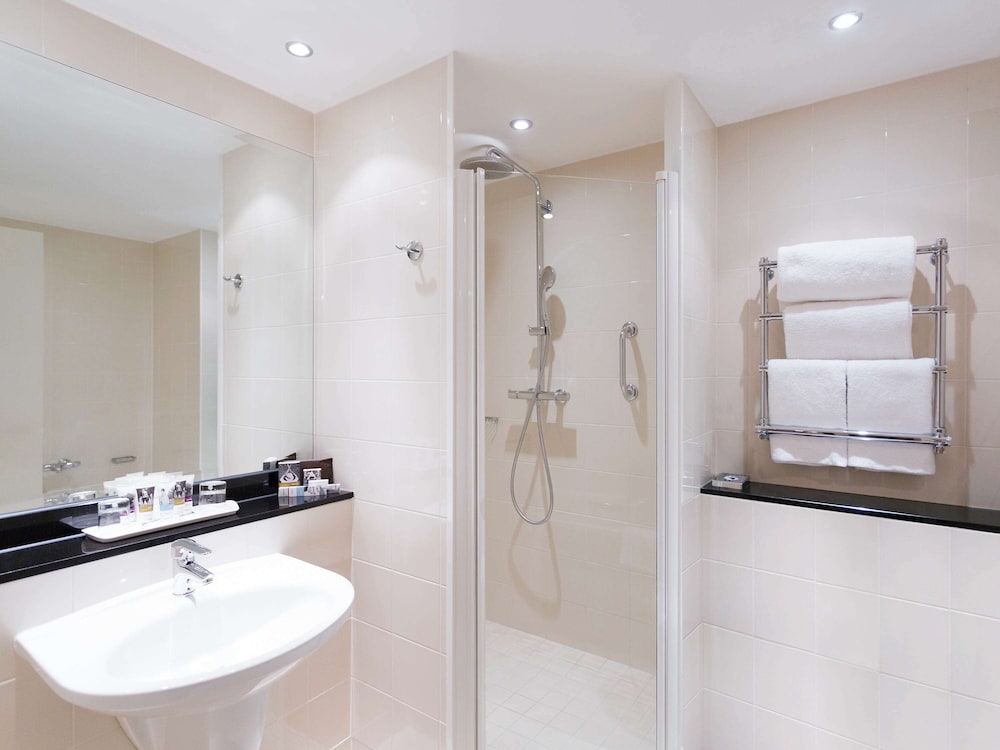 Mercure Sheffield St Paul's Hotel & Spa 17/77