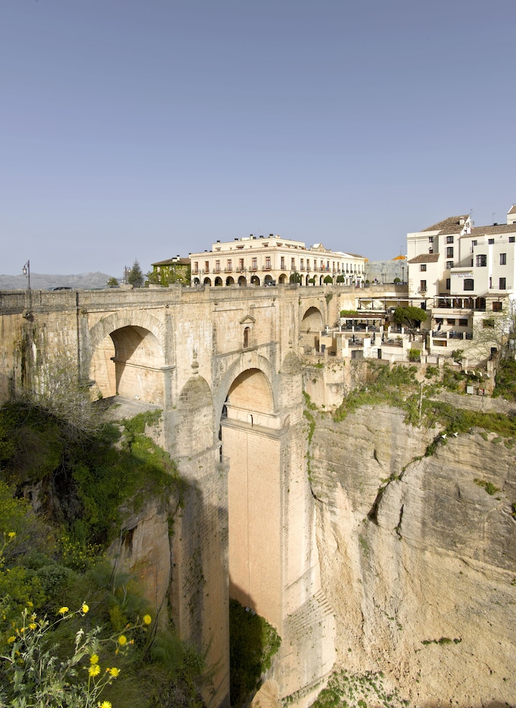 Parador De Ronda 65/71