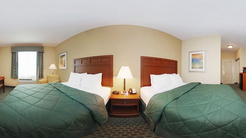 Comfort Inn & Suites Villa Rica, GA 12/47