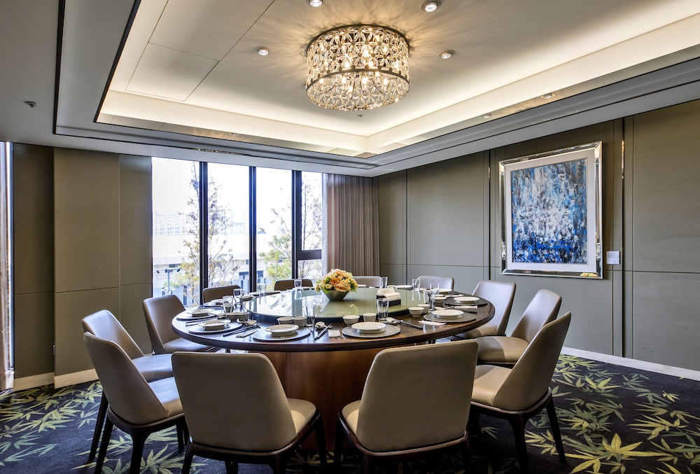 Hsin Hotel 30/49
