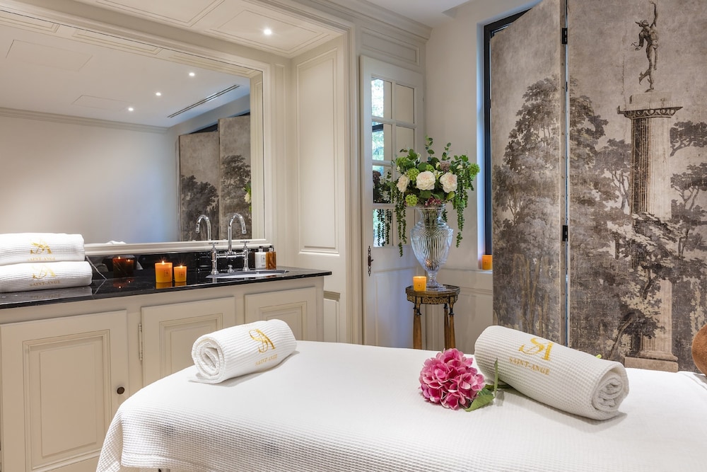Villa Saint Ange 7/50