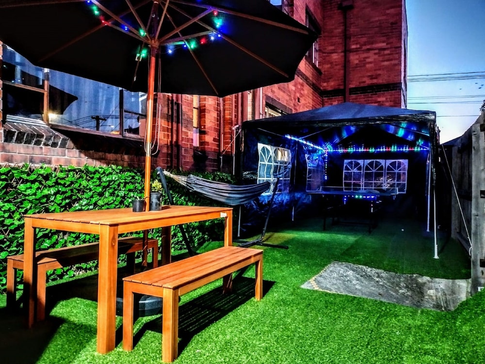 Ozihouse Richmond 27/31