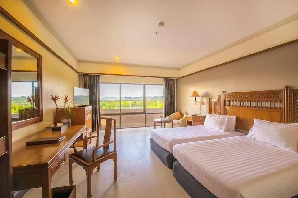 Loei Palace Hotel 28/83