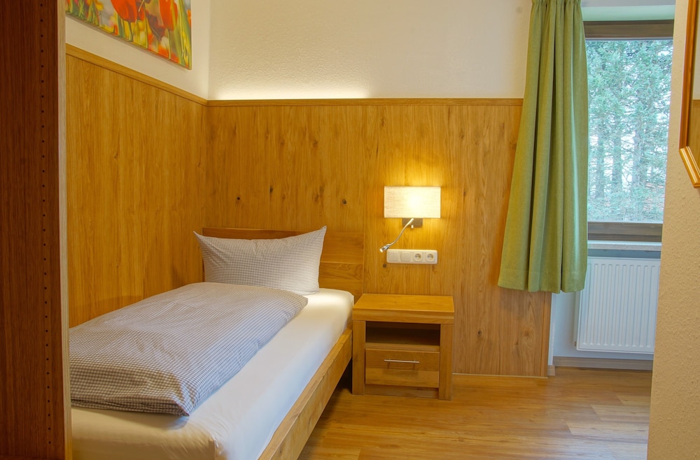 Hotel Waldmann 16/50