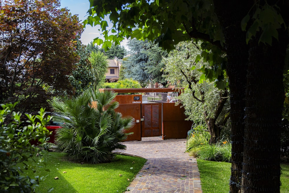 Like Home Boutique Hotel 44/50