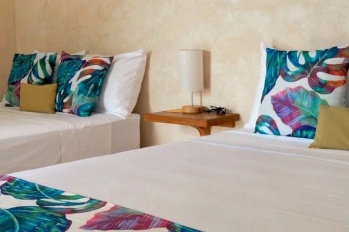 Hotel Y Glamping Azul Maria Bacalar 4/13