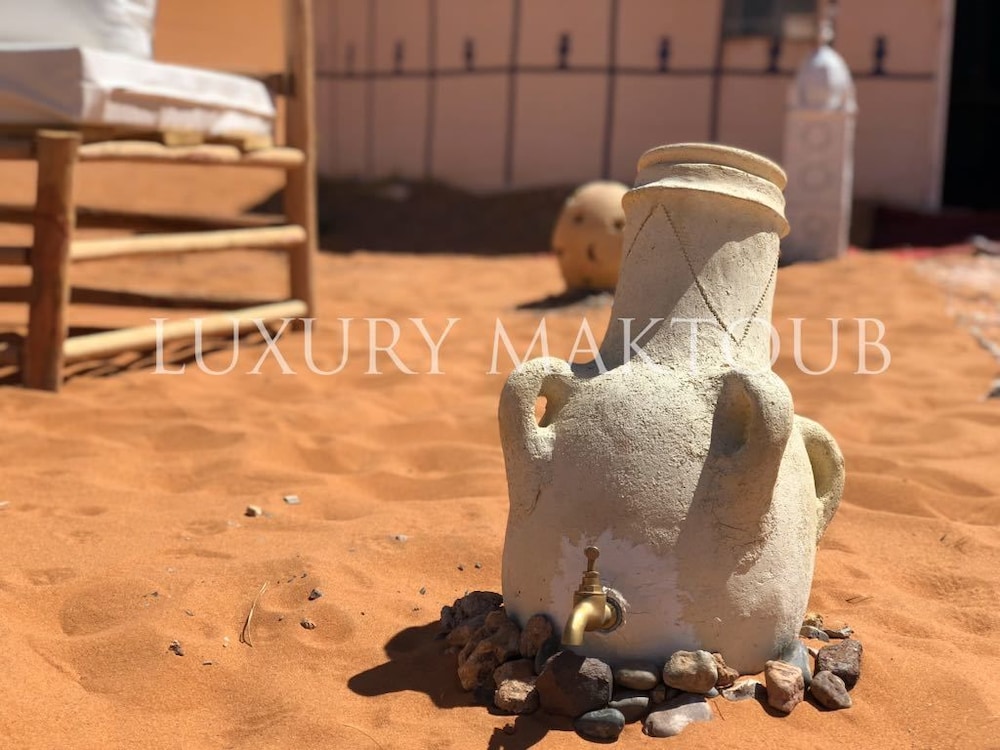 Luxury Maktoub 39/39