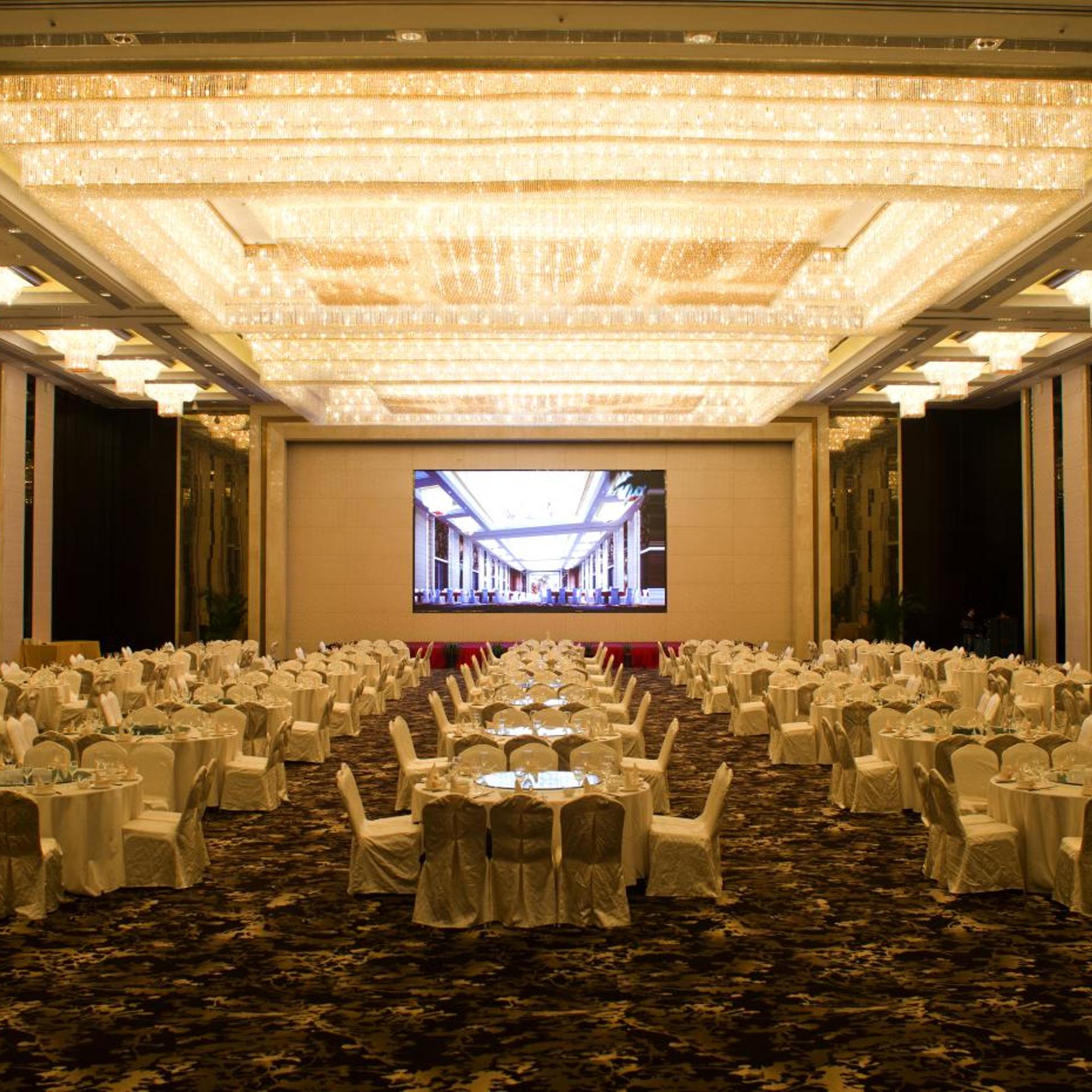 Firth Jinling Grand Hotel 66/75