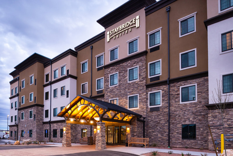 Staybridge Suites St George 55/67