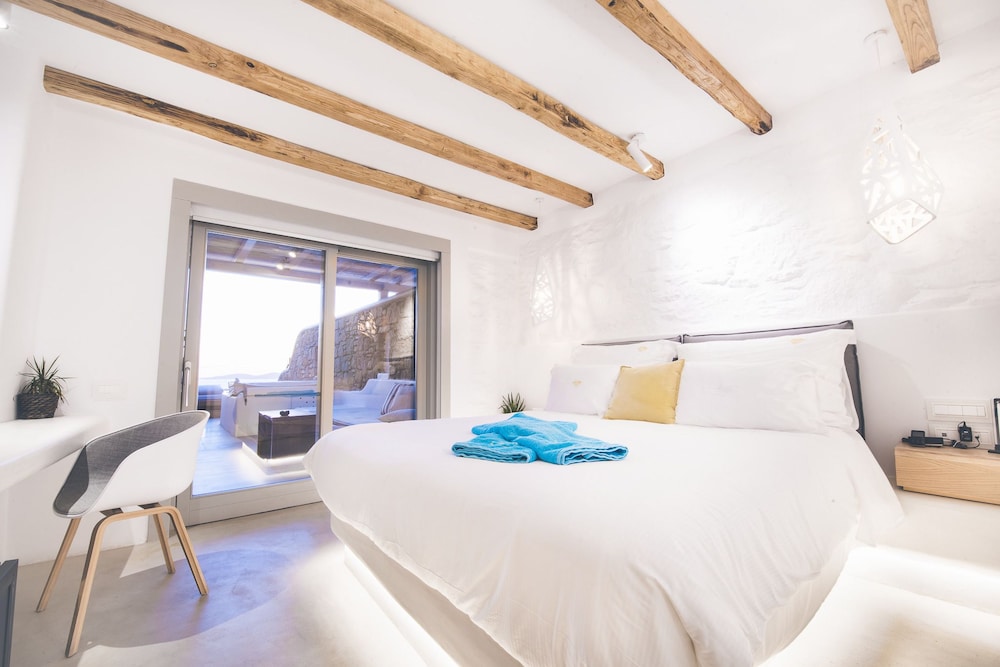 Olvos Luxury Suites Mykonos 24/73