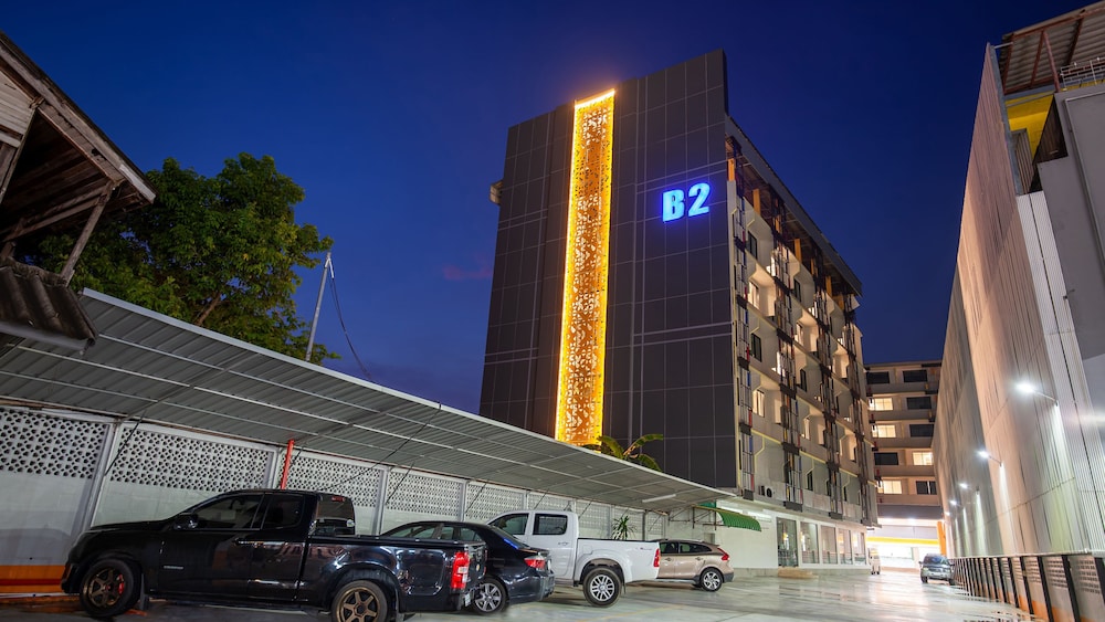 B2 Nakhon Si Thammarat Premier Hotel 22/24