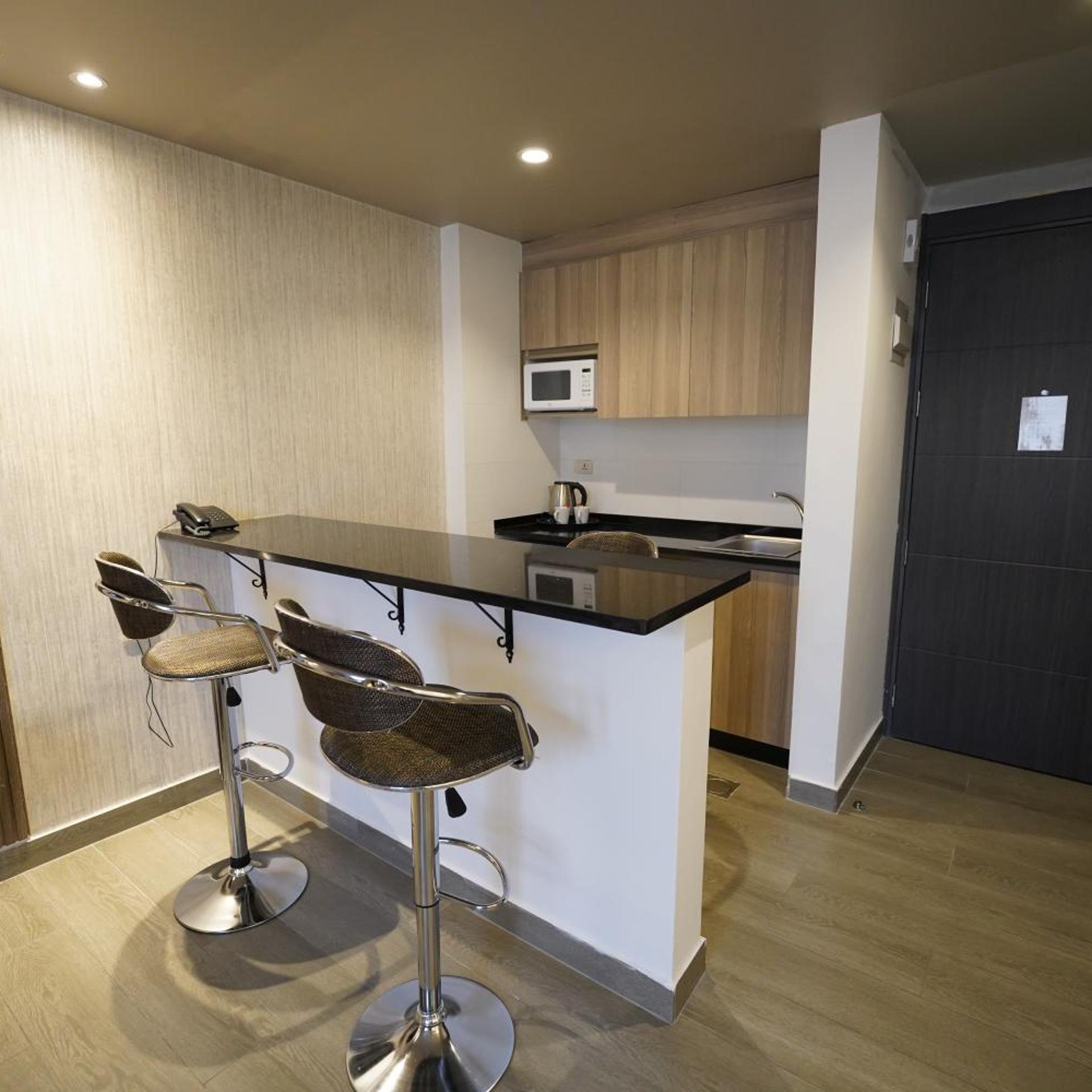 Red Carpet Suites 41/65