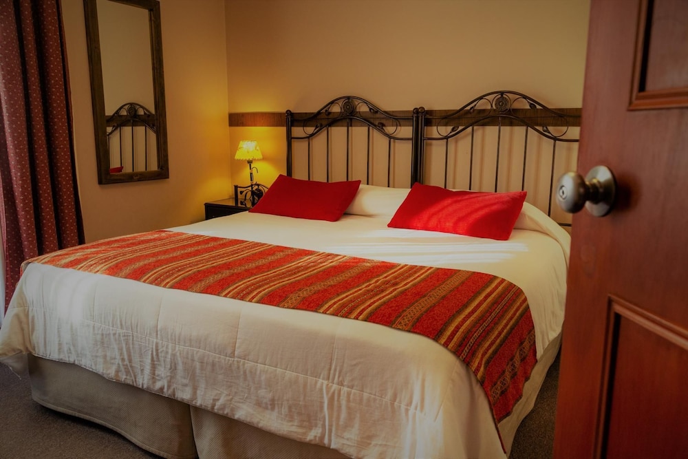 Don Pepe Hotel y Cabanas 24/63