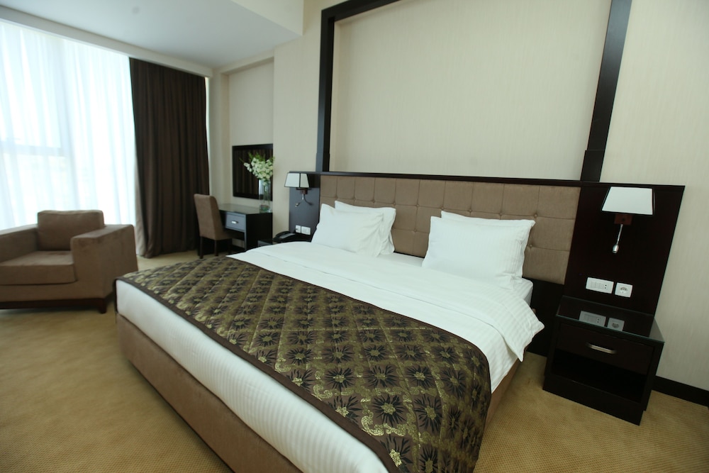 Harmony Hotel Baku 12/27