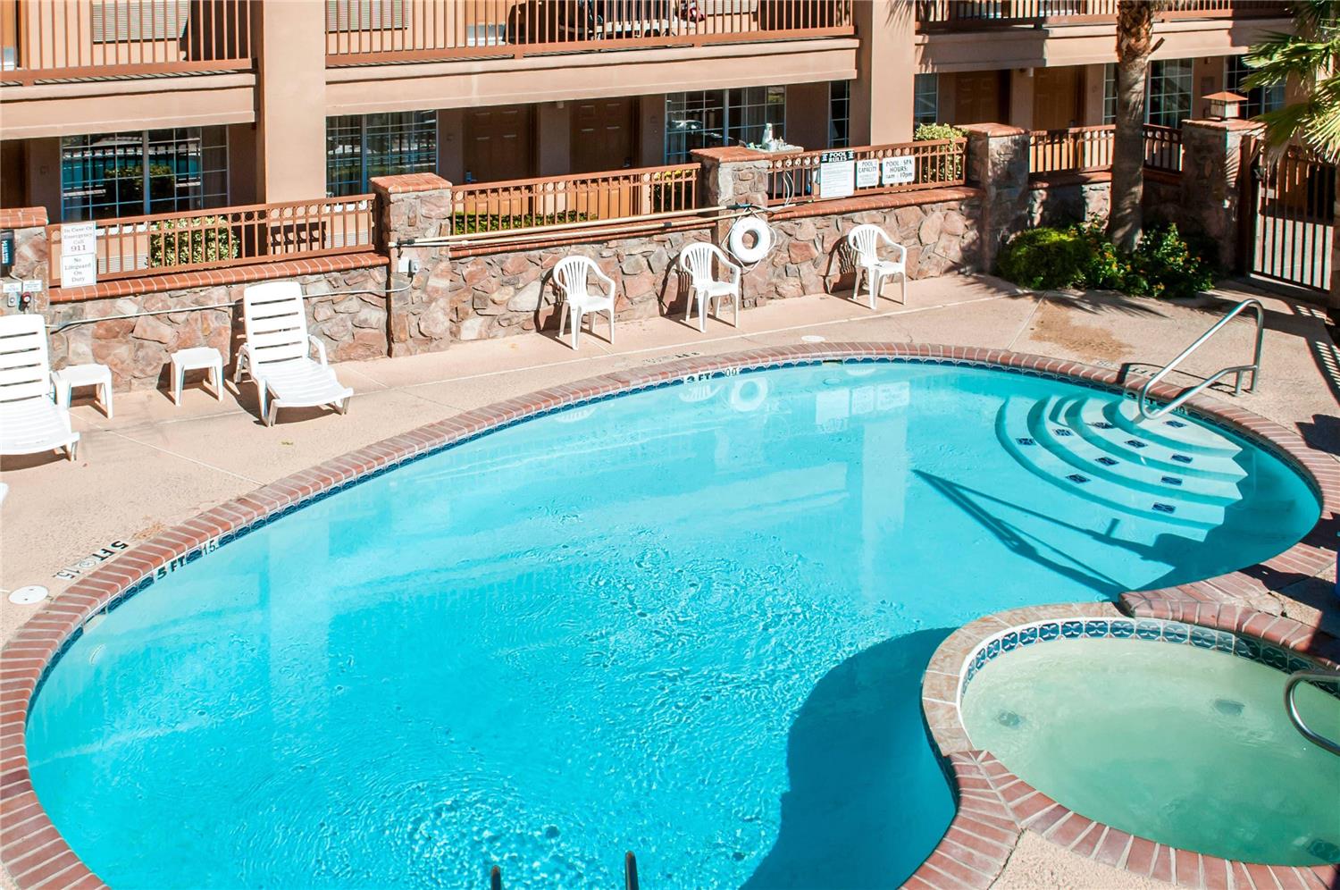 Quality Inn Suites Las Cruces University Area 24/25