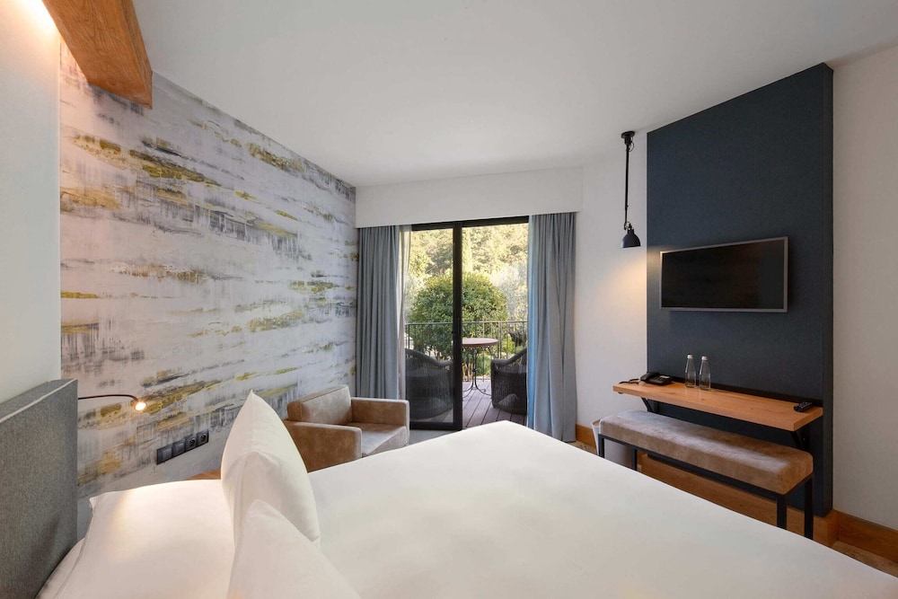 STANDARD