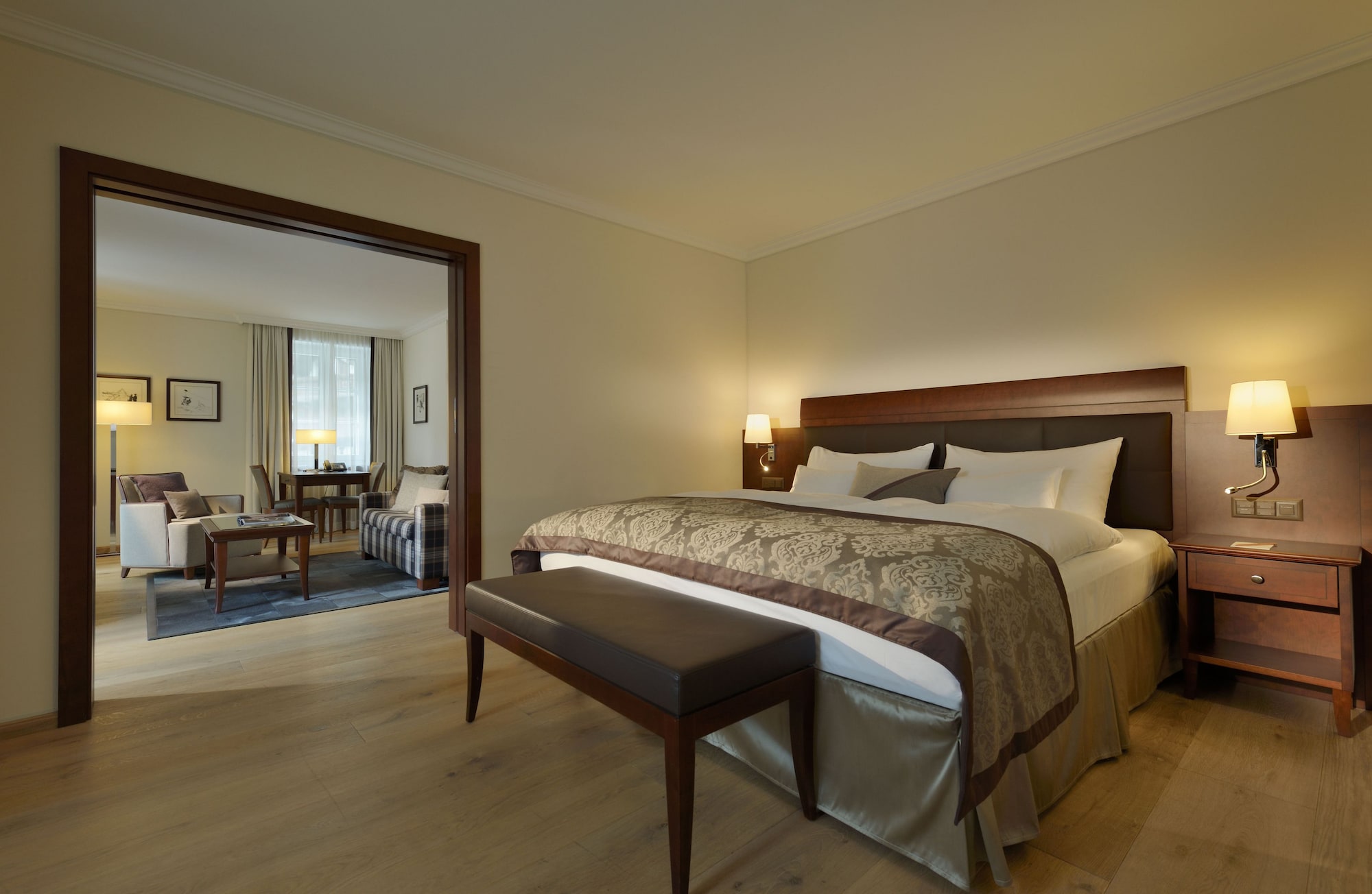ALPINE, SUITE, MOUNTAIN VIEW