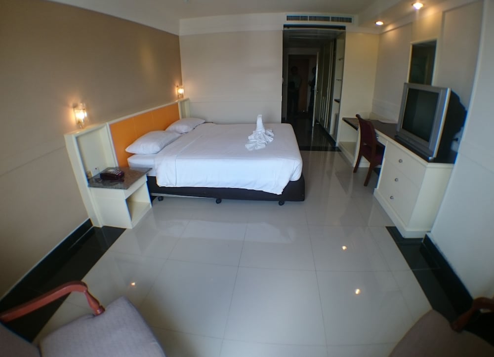 Ton Koon Hotel 5/46