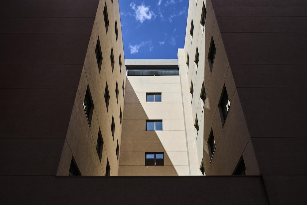 Travelodge Madrid Metropolitano 7/63