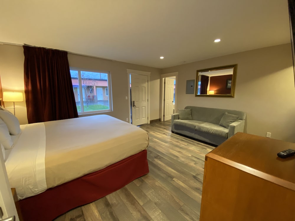 Sahara Courtyard Inn 42/70