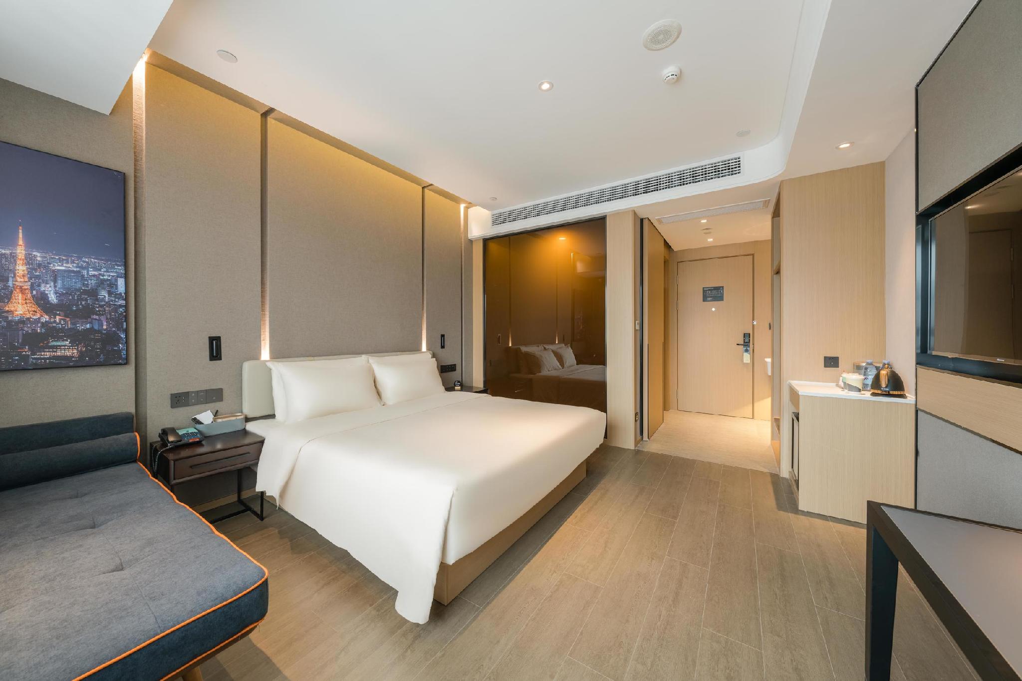 Atour Hotel Nankong Quzhou 8/31