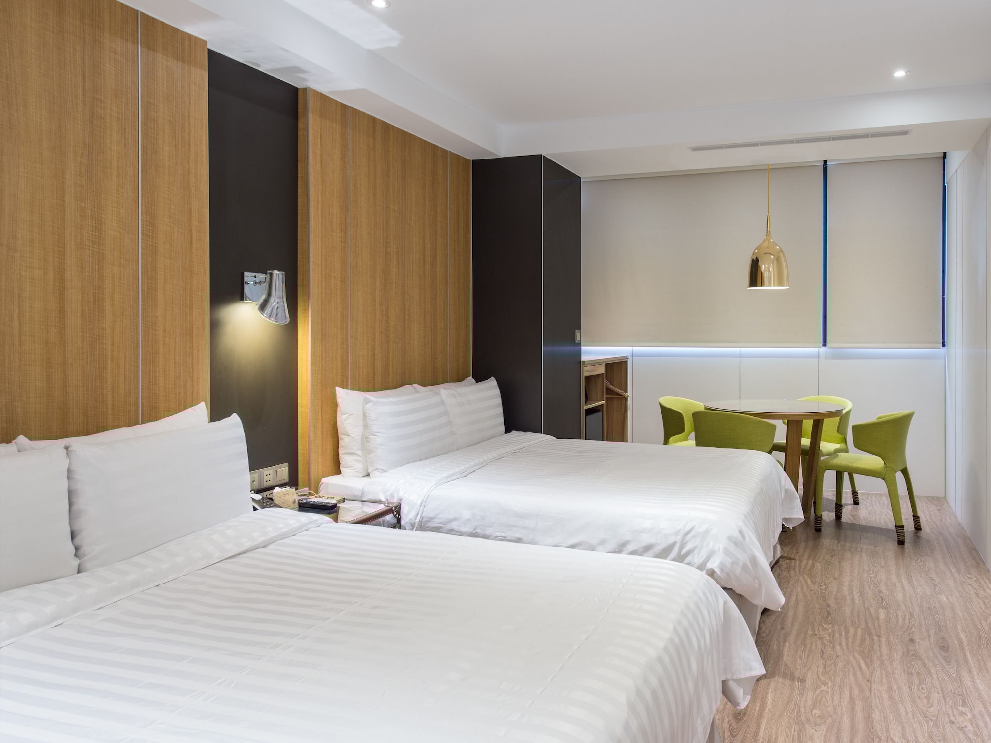 FAMILY, 2 DOUBLE BEDS