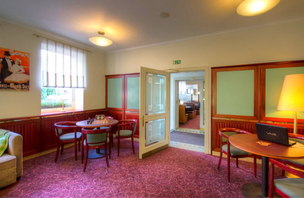U Divadla Hotel 32/40