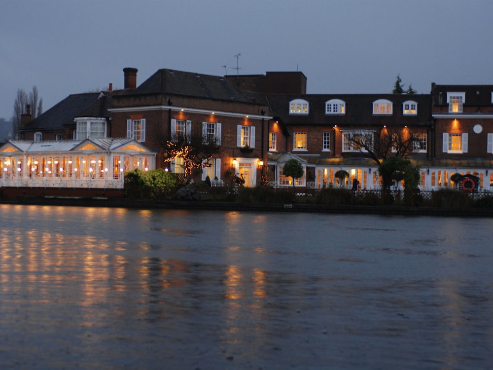 Macdonald Compleat Angler 67/69