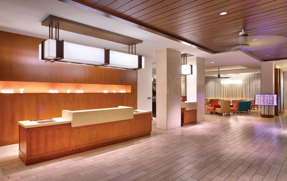 Hyatt Place Waikiki Beach 7/71
