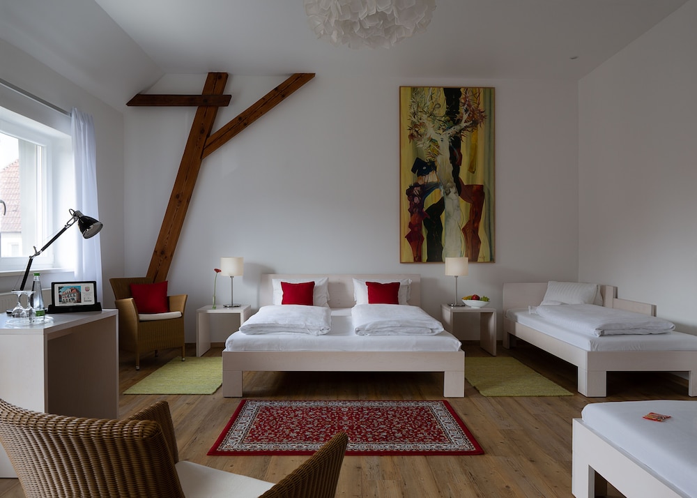Hotel Gasthof Zum Storch 16/42