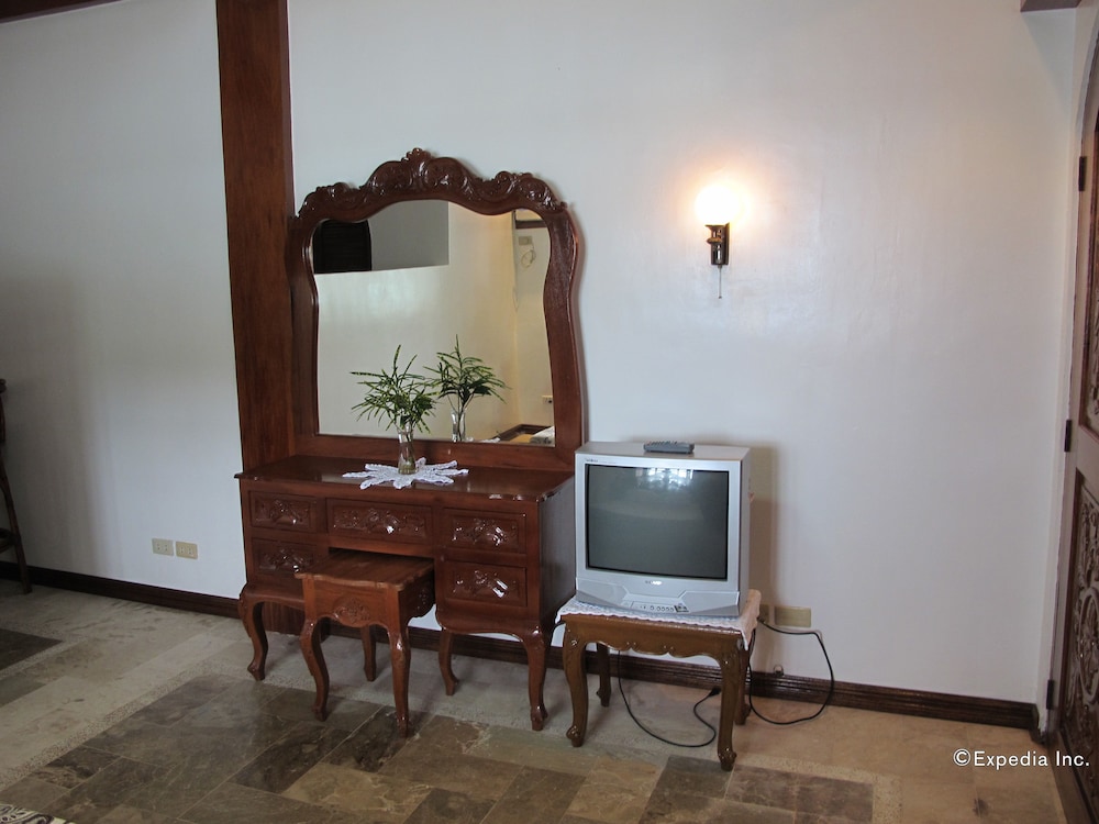 Blue Crystal Beach Resort 34/50