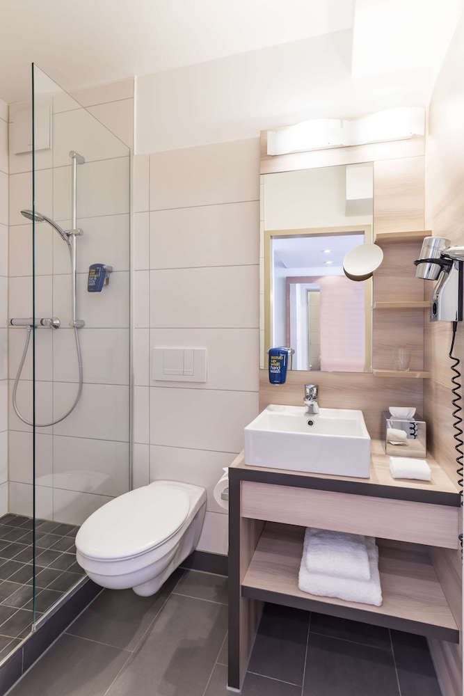 PARK INN BY RADISSON GOTTINGEN 7/49