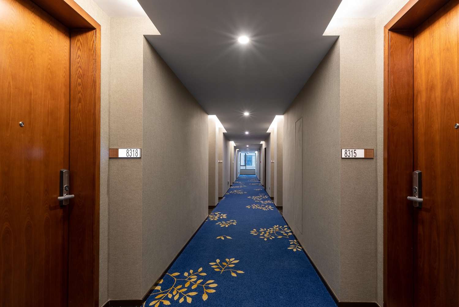Ramada Encore Wyndham Wuhan Caidian 4/13