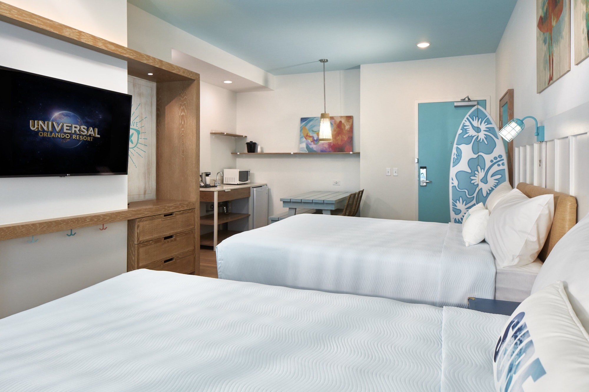 2 BEDROOMS, SUITE, POOL VIEW