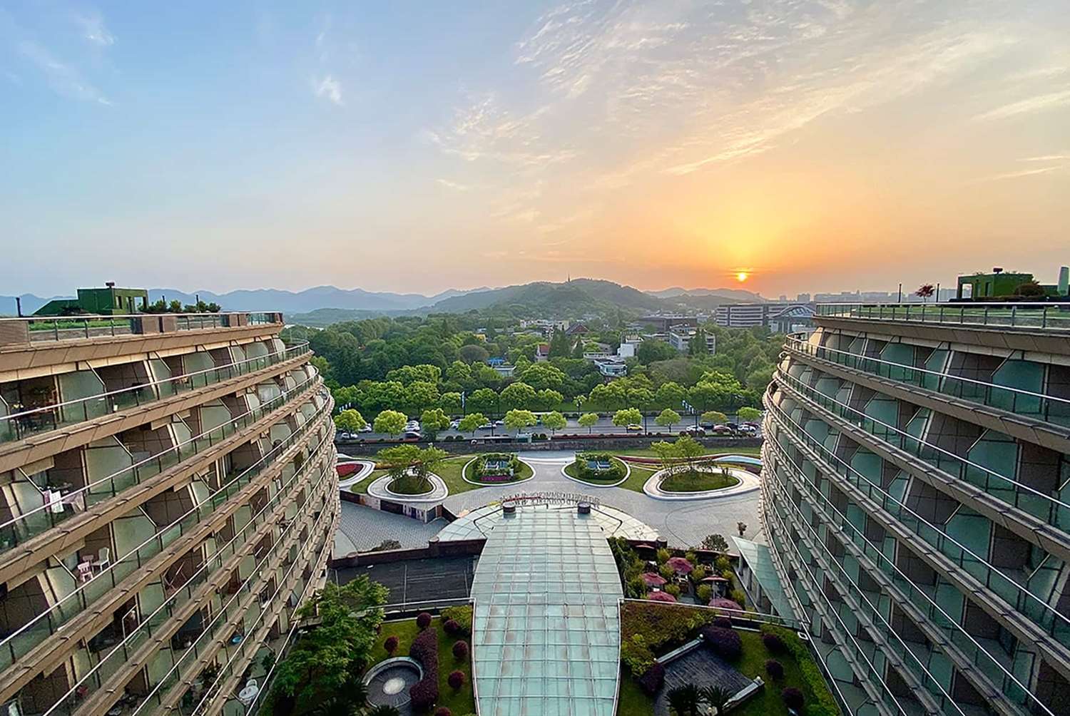 Wyndham Grand Plaza Royale Hangzhou 2/40