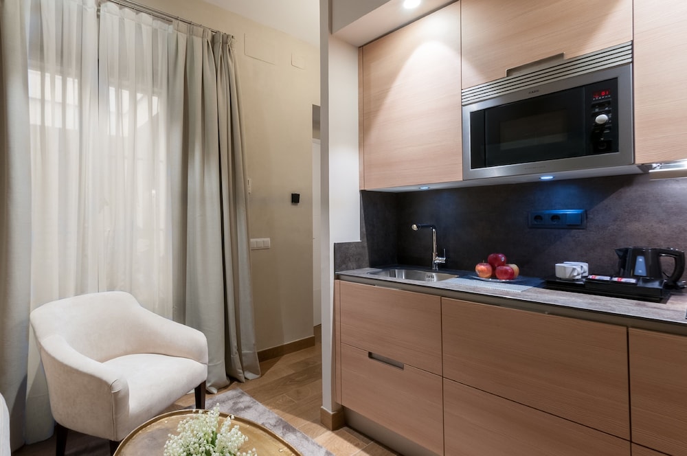 Suites Murillo Segovias 7/82
