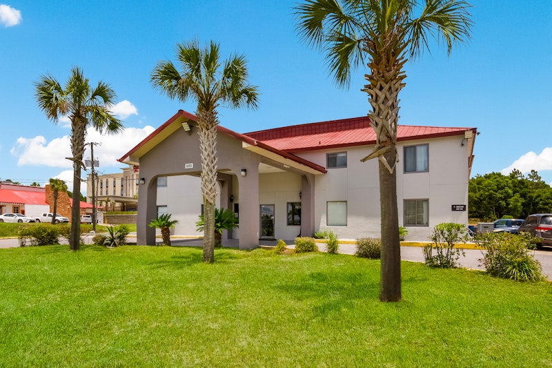 Red Roof Inn Crestview 11/21