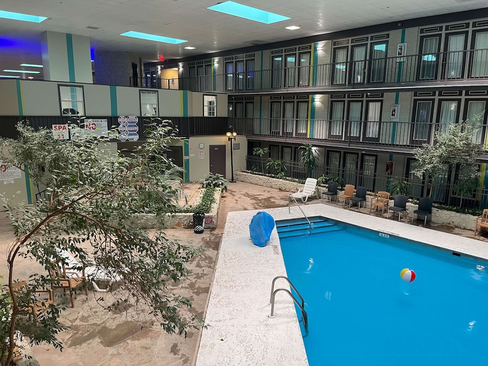 Studio6 Suites Amarillo, TX West Medical Center 41/45