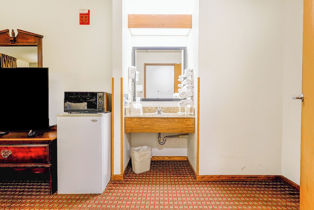 Super Sleep Inn Princeton 36/45